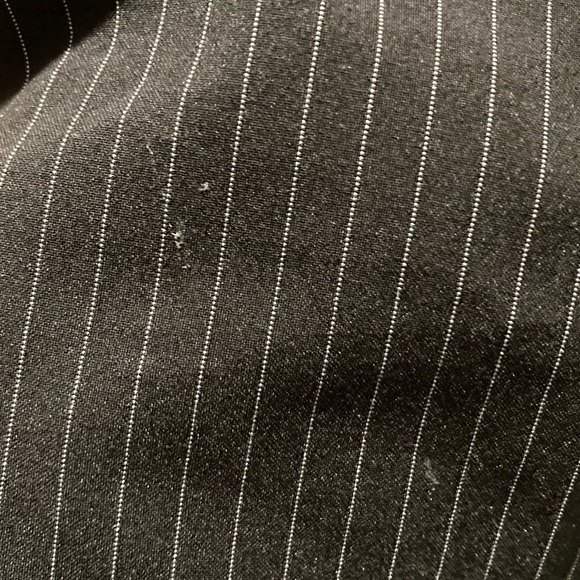 Miss Bison
17 Black Pinstripe Pants
Ankle length - Picture 4 of 5